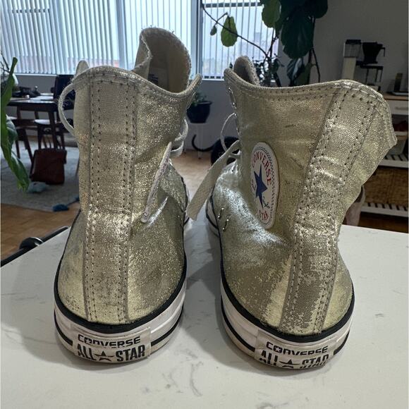 Converse UNISEX CHUCK TAYLOR ALL STAR HI METALLIC SNEAKER Gold, Size 10W, GUC - Picture 4 of 6